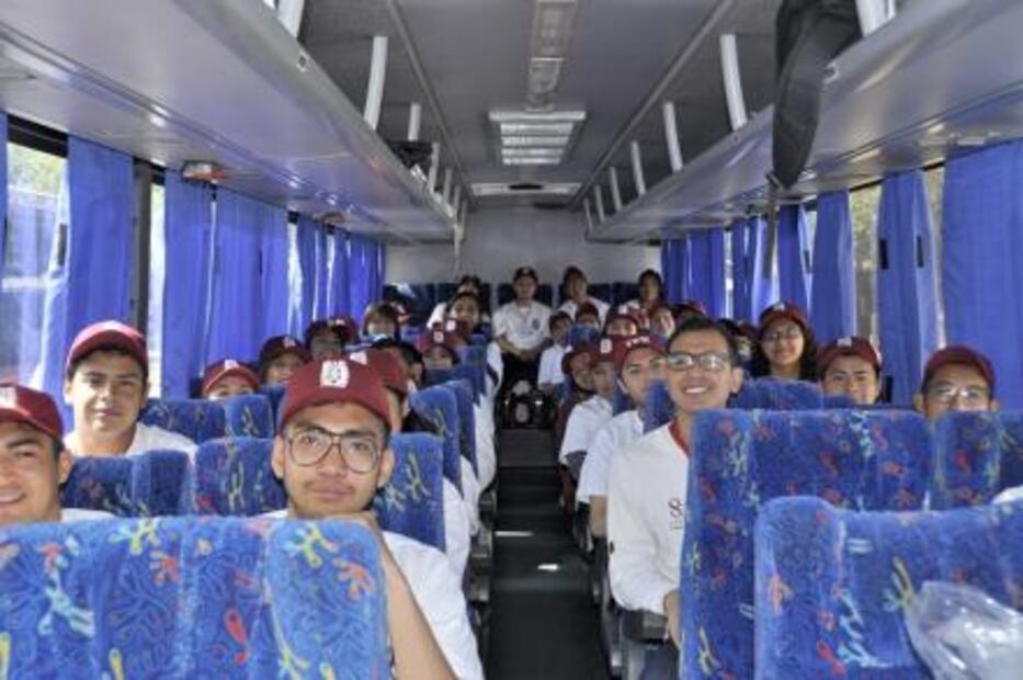 IPN envía 600 brigadistas de servicio comunitario a municipios marginados