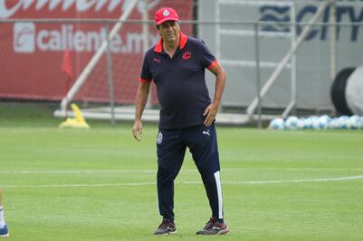 Tomás Boy ha entregado mediocres resultados en Chivas