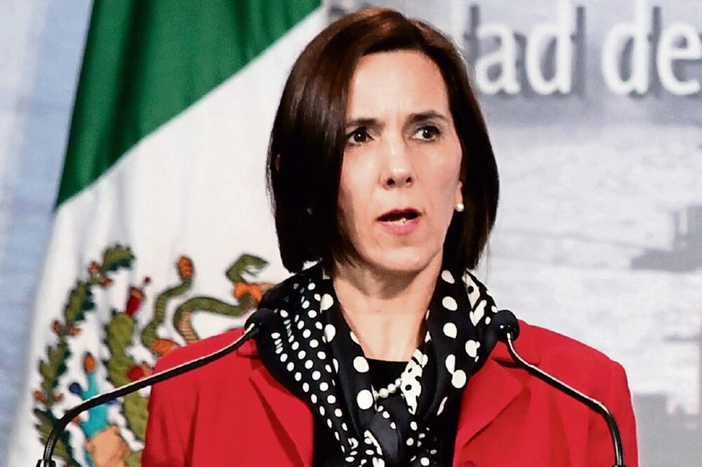 Las chicas aclaman a Carstens