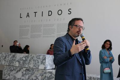 Rafael Lozano Hemmer da positivo en prueba de Covid-19
