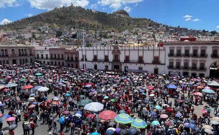 Maestros de la CNTE desmontan plantón en Zacatecas; anuncia envío de mil 500 docentes a la CDMX para reforzar protestas