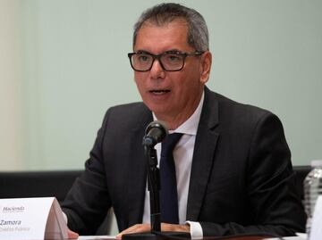 PIB se levantará tras tropiezo del tercer trimestre, asegura secretario de Hacienda