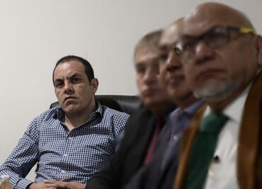 Dimite un funcionario más en el gabinete del 'Cuau'