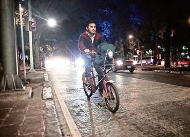 En vilo, ciclovía de Reforma por paso de L7 del Metrobús