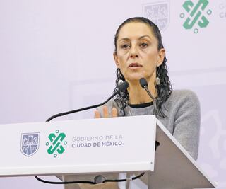 Van contra exfuncionarios que vendían casas del Invi