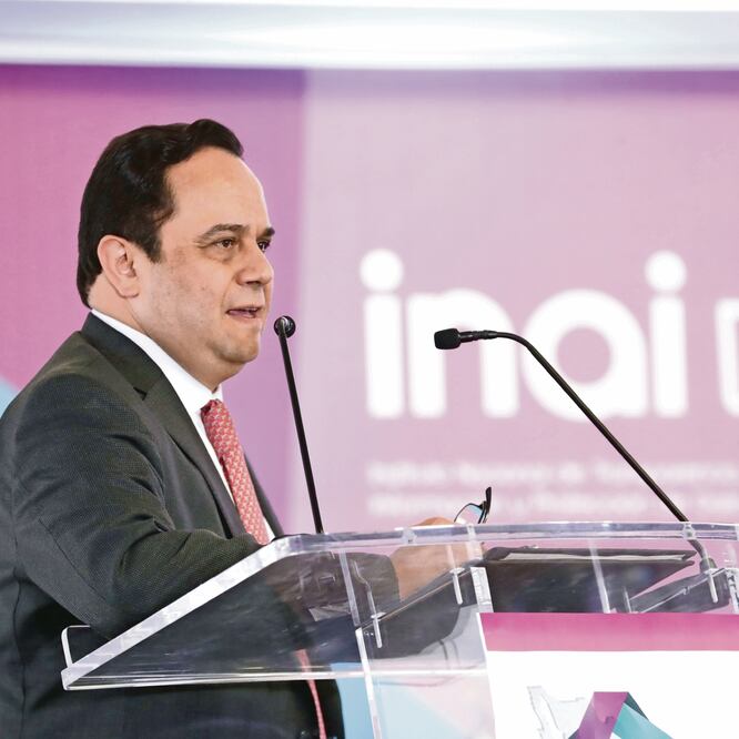 La mayoría de mexicanos desconoce su derecho a la protección de datos, por lo que es necesaria su difusión, sostuvo Acuña Llamas. ARCHIVO EL UNIVERSAL