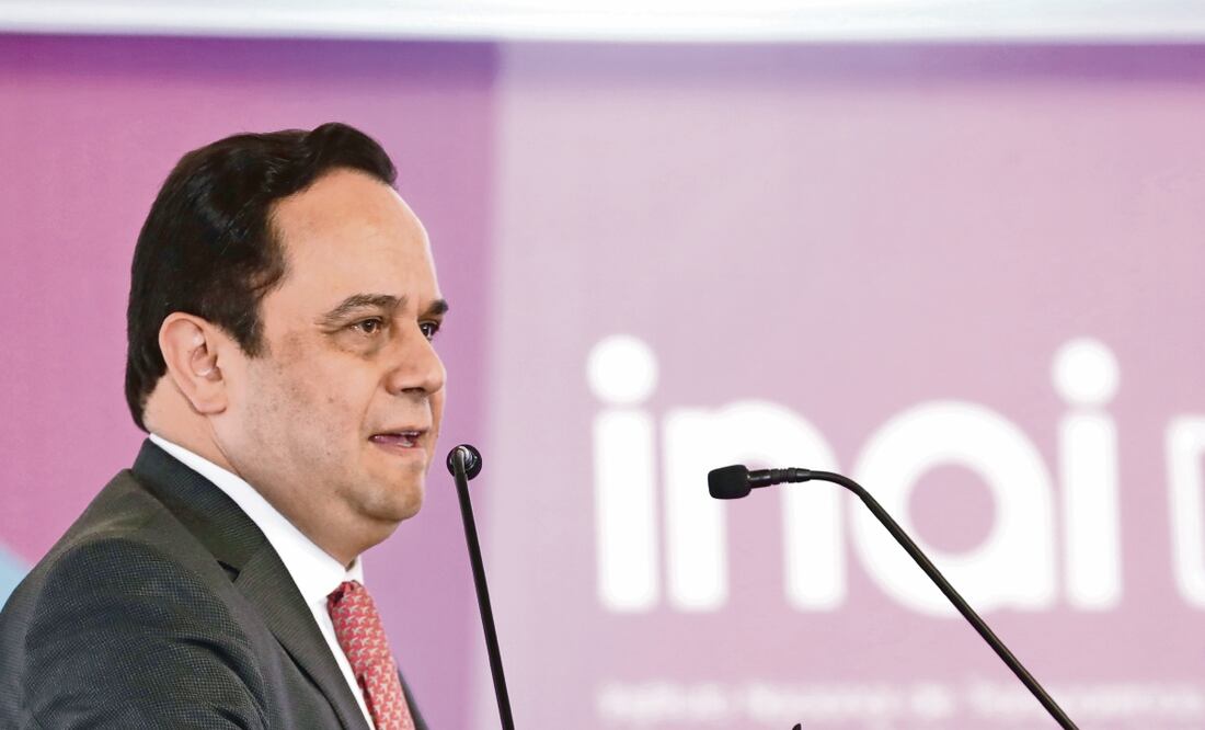 La mayoría de mexicanos desconoce su derecho a la protección de datos, por lo que es necesaria su difusión, sostuvo Acuña Llamas. ARCHIVO EL UNIVERSAL