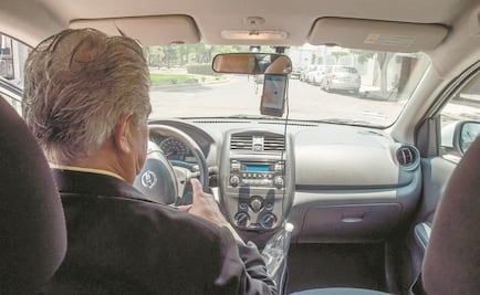 Arturo Herrera revela que en 2020 se cobrará IVA a "apps" de transporte