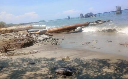 Pescadores reclaman a Pemex por derrames en Salina Cruz, Oaxaca; "ya han contaminado mucho, no somos su fosa séptica", dicen