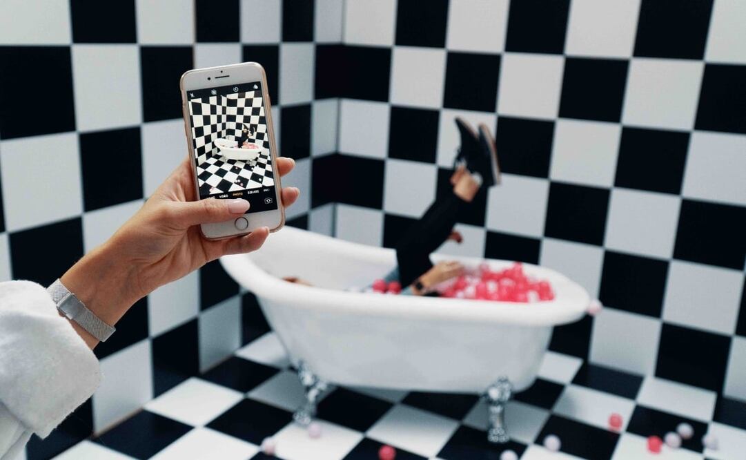 En Selfie Factory puedes tomarte fotos tú sola o solo y hasta con tu mascota. Foto: Selfie Factory MX