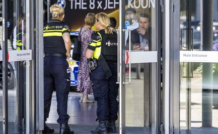 Roban joyas en feria del arte en Holanda