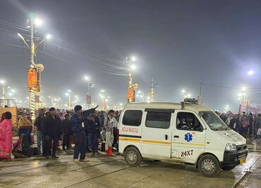 Estampida en un templo hindú deja al menos 9 muertos y decenas de heridos en India