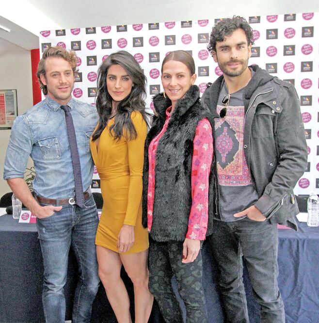 Actúan Lambda García, Bárbara de Regil, Cecilia Ponce y Gonzalo García (CARLOS MEJÍA. EL UNIVERSAL)