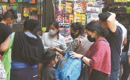 Contradice AMLO a SEP; no es obligatoria carta-compromiso