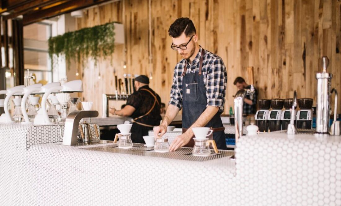 Antes de apostar por una franquicia, verifica el historial y el rendimiento comercial del franquiciante. | Fotos: Pixabay