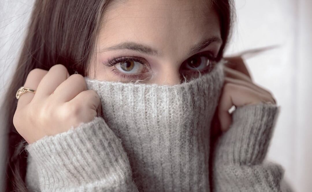 Las prendas de punto deben lavarse con cuidado para que no se estiren / Foto: Pexels