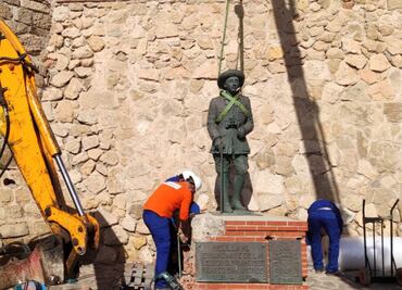 Retiran la última estatua de Francisco Franco de espacio público de España