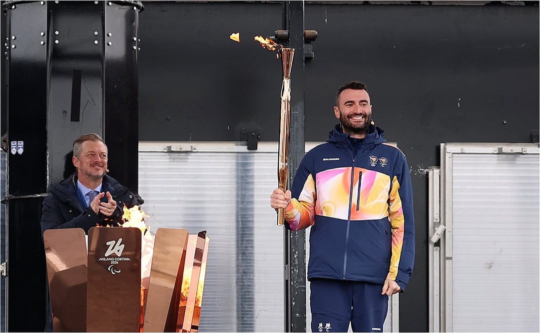 FOTO: ESPECIAL - La llama paralímpica se enciende en Reino Unido y emprende su viaje hacia Italia