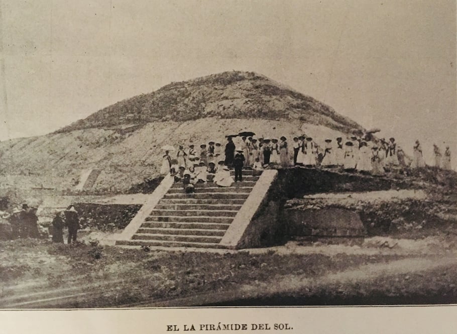 Guías de turistas: historiadores y actores