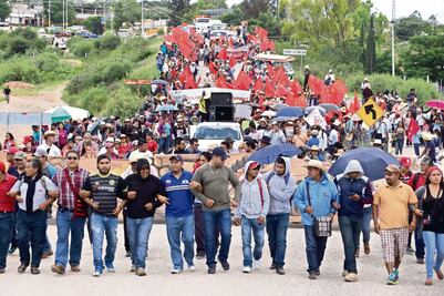 Víctimas a PGR: cambien investigación de Nochixtlán