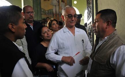 Protestan empresarios veracruzanos por falta de pagos oficiales 