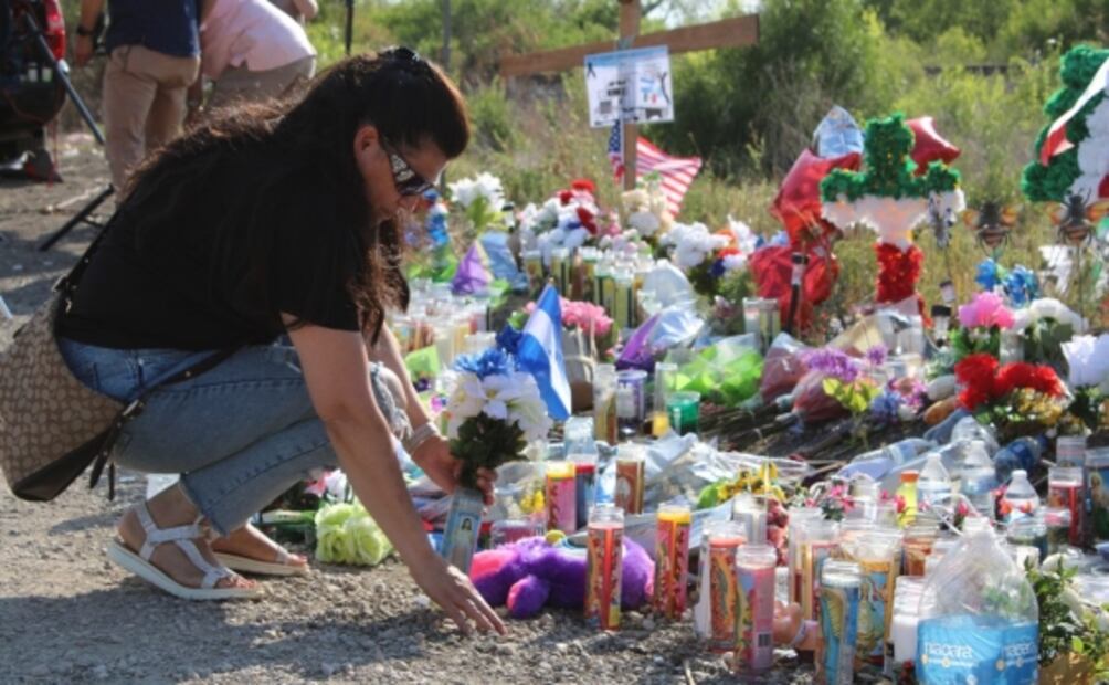 Ante fiestas patrias de EU, familias temen retraso en repatriación de migrantes fallecidos en Texas