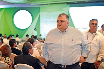 Carstens se lleva la bancaria