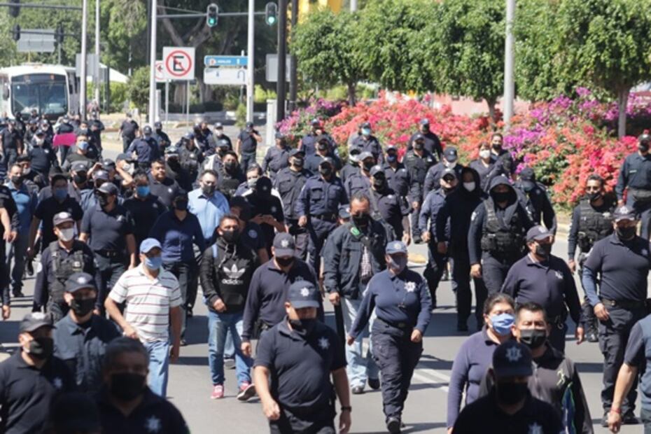 Segundo día de paro de policías de Puebla por aumento salarial