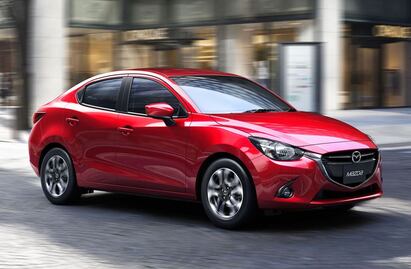Mazda 2 sedán por fin llega a México