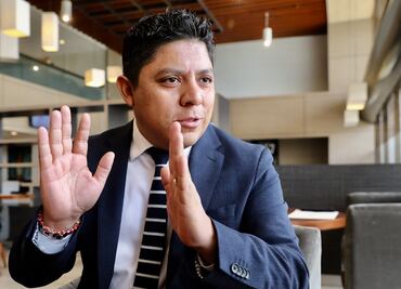 Denuncia senador de Morena a Ricardo Gallardo por entrega de tarjeta “La Cumplidora”