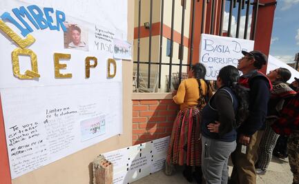La ciudad de El Alto llora a sus estudiantes muertos en la universidad de Bolivia