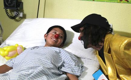 'Cepillín' visita a niños en hospital de Tacubaya
