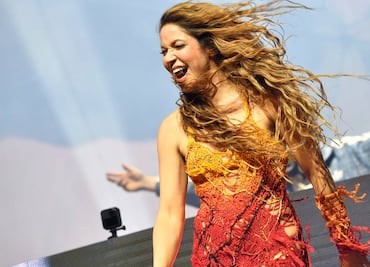 Shakira anuncia gira "Las mujeres ya no lloran": "¡me voy de tour finalmente!