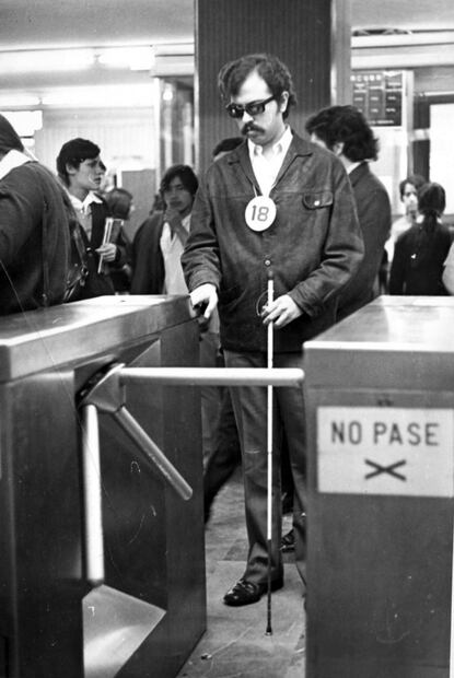 Personas ciegas lucharon por su derecho al trabajo