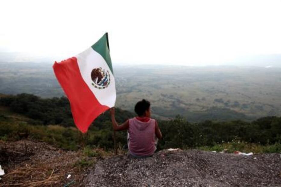 Tzotziles de caravana de "pies cansados" acusan omisión de autoridades 