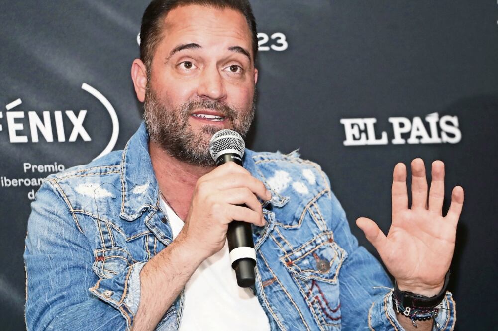 Nuevos aries soplan en la Academia y los Fénix