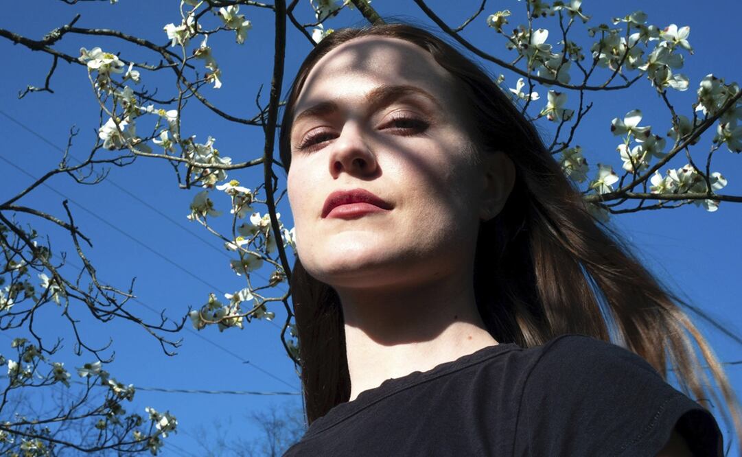 La actriz aseguró que el staff que trabajaba en la grabación del video se incomodó con lo que pasaba y ella no supo cómo reaccionar.