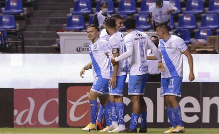 Puebla gana al Querétaro en polémico partido con dos goles invalidados