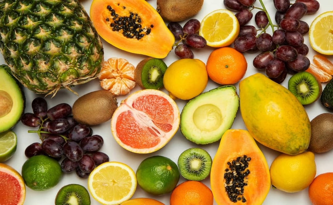 Las frutas más refrescantes son la sandía y la fresa, ambas con un 91% de agua. Foto: Unsplash.