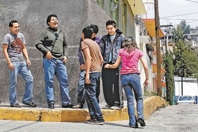 Indígenas y jóvenes, en pobreza: Coneval