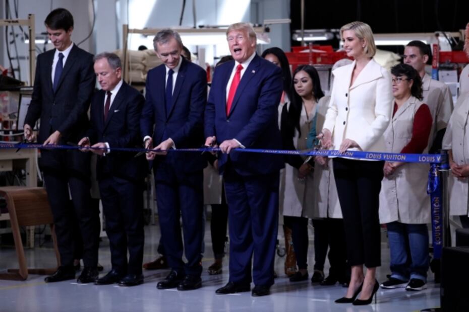 Diseñador de Louis Vuitton en contra de Donald Trump