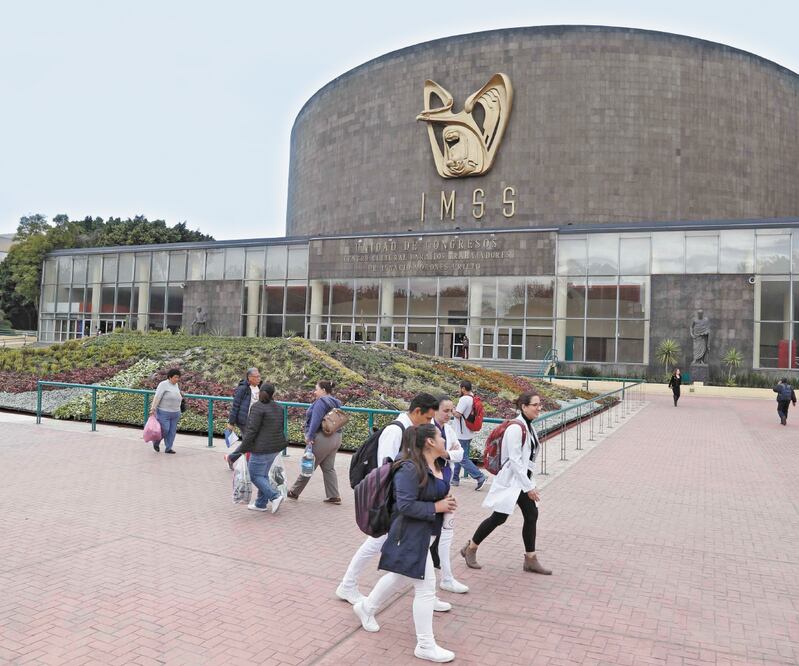 En un documento dirigido a los trabajadores, se informó que “el nuevo instituto brinda servicios de salud gratuitos bajo criterios de igualdad e inclusión”. ARCHIVO EL UNIVERSAL