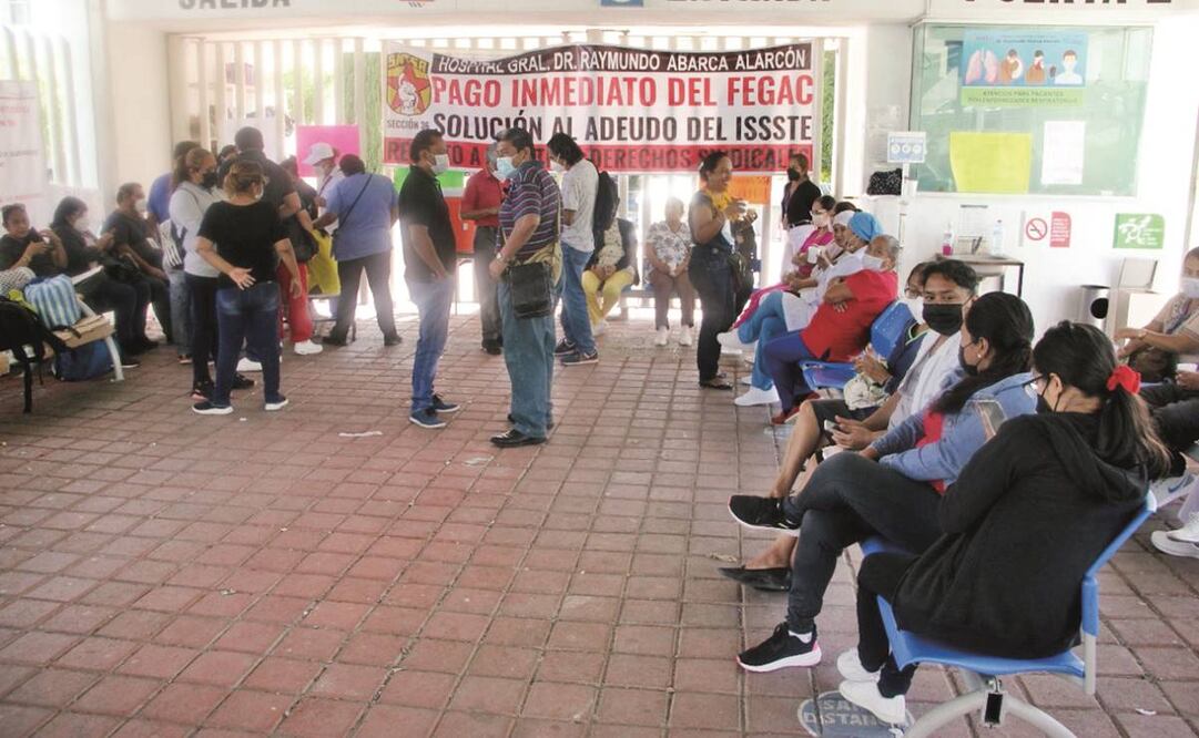 Al paro de labores en el sector Salud se sumaron los trabajadores de los casi 400 centros médicos del estado. Sólo atienden emergencias. Foto: ESPECIAL
