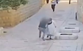 VIDEO: Hombre ataca a un monja en Jerusalén; Francia pide "sanción ejemplar" para ciudadano judío israelí 