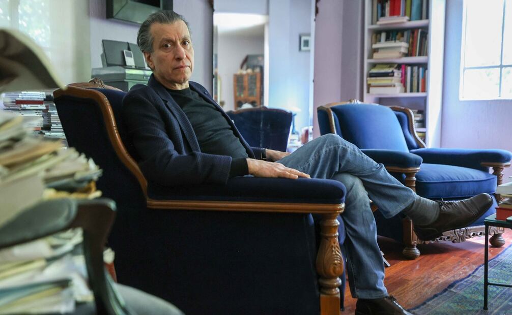 El ensayista y poeta mexicano Víctor Manuel Mendiola. Foto: Diego Simón/ EL UNIVERSAL.