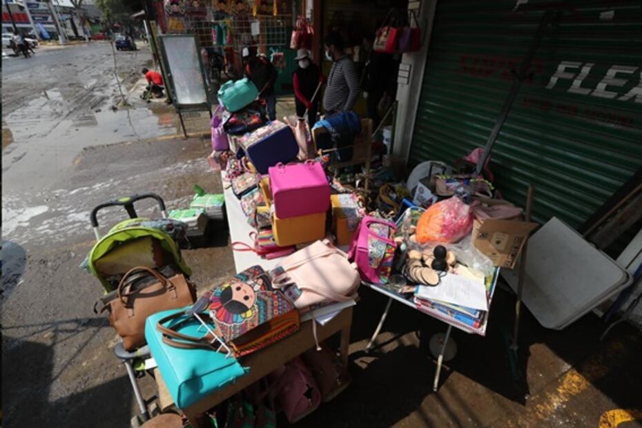 Limpian daños provocados por lluvia en San Mateo Atenco