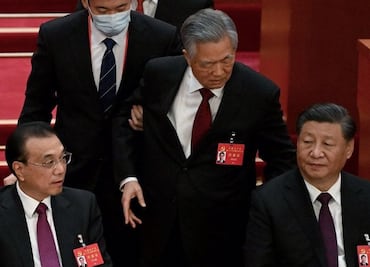 Sacan al expresidente Hu Jintao en plena ceremonia del Congreso del Partido Comunista de China