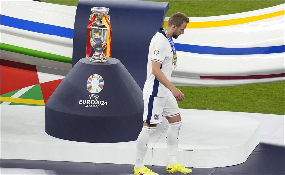 Harry Kane suma otra final en la que no logra levantar el título - Foto: AP