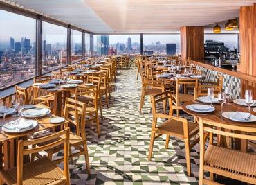 Comida y vista aérea de la CDMX en estos cinco restaurantes