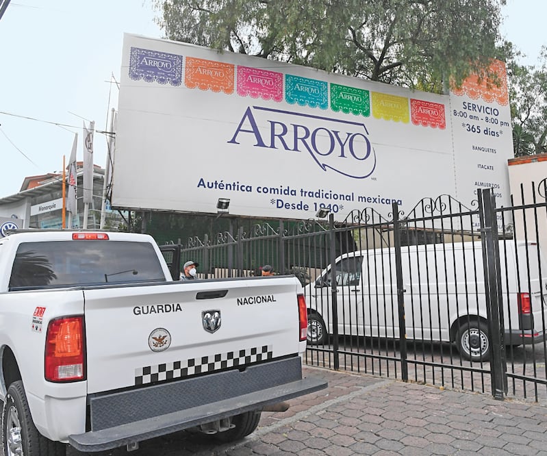 El grupo se llevó inmobiliario y sacaron a los empleados, denunció el abogado de la familia. ARMANDO MARTÍNEZ. EL UNIVERSAL